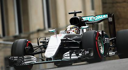 Το 3/3 ο Χάμιλτον!