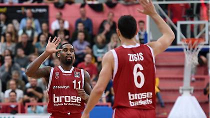 Έκλεισε Ουόναμεϊκερ η Νταρουσάφακα