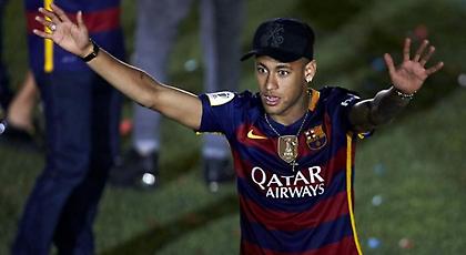 Παρί Σεν Ζερμέν: «Δεν υπάρχει τίποτα με τον Νεϊμάρ»