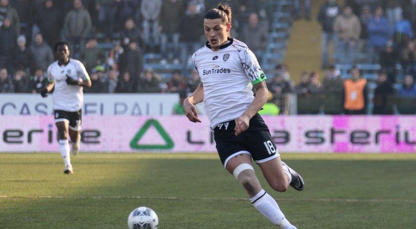 «Μόνο με μεταγραφή φεύγει απ’ την Τσεζένα ο Τζούριτς»