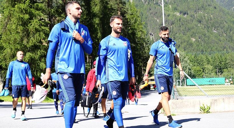 Κλικ από την προετοιμασία του Ολυμπιακού στο μαγευτικό Λάνγκενφελντ