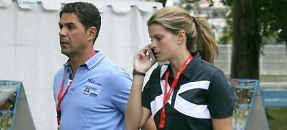 Η Αθηνά Ωνάση προχωράει μπροστά -Αλλαξε το επώνυμό της (pic)