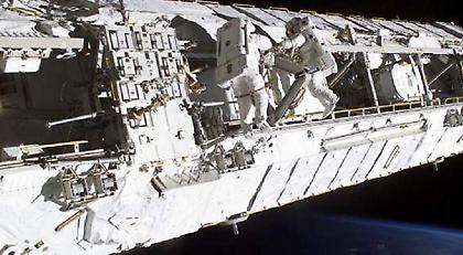 Θα στήσουν διαδίκτυο σε όλο το... ηλιακό σύστημα - Ο Διεθνής Διαστημικός Σταθμός (video)