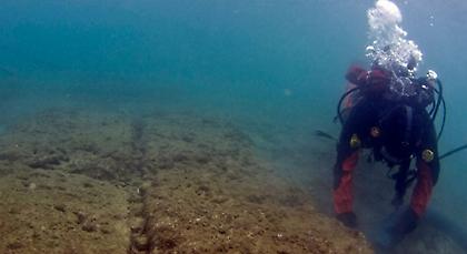 Ανακάλυψαν στον Πειραιά αρχαία ναυτική βάση, «κλειδί» για τη νίκη στη Ναυμαχία της Σαλαμίνας! (pics)