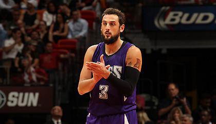 Στη Σάρλοτ ο Μπελινέλι!