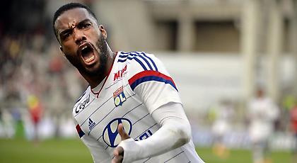 Πρόταση-μαμούθ από Γουέστ Χαμ για Λακαζέτ