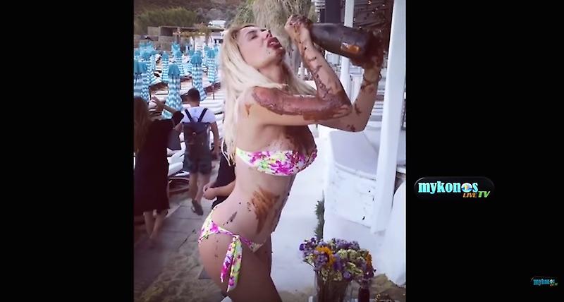 Καυτές Τουρκάλες πασαλείφτηκαν με σοκολάτα και κόλασαν τη Μύκονο (video)