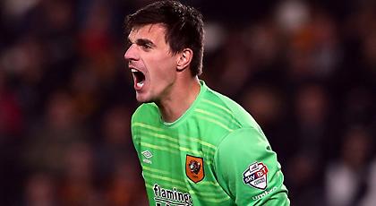 Ανανέωσε με τη Χαλ ο Γιακούποβιτς