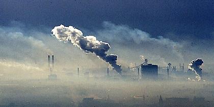 Ελλάδα: Μειώθηκαν κατά 3,3% οι εκπομπές CO2 την περίοδο 1990-2014