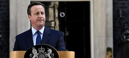 Sun: Η ατάκα του Κάμερον σε συνεργάτες του: Γιατί να φάω εγώ τα σκ@@α;