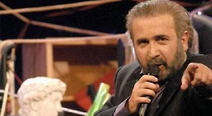 Λάκης Λαζόπουλος: «Η Αγγλία έφυγε, εμείς;»