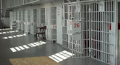 Θα αποφυλακίζονται οι τοξικομανείς όταν εκτίσουν το 1/6 της ποινής τους