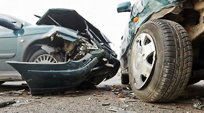 Θανατηφόρο τροχαίο στη Θεσσαλονίκη: Ενας νεκρός και ένα παιδί διασωληνωμένο