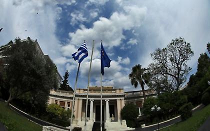 Το Μαξίμου «ζυγίζει» το Brexit