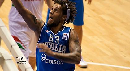 Τραυματίστηκε ο Χάκετ στον αστράγαλο