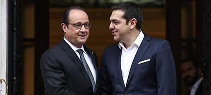 Στο Παρίσι ο Τσίπρας την Παρασκευή - Παρατηρητής στη Σύνοδο των Ευρωπαίων σοσιαλιστών ηγετών