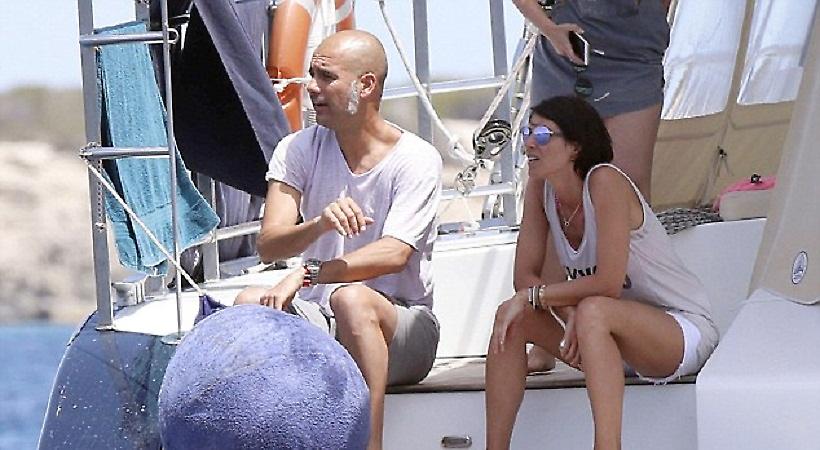 Καλοπερνάει στην Ίμπιζα ο Γκουαρντιόλα