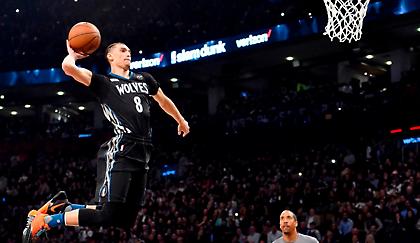 Ο Ζακ Λαβίν έχει πρόγραμμα! (video)