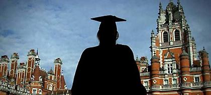 Βρετανικά πανεπιστήμια στέλνουν επιστολές σε Ελληνες φοιτητές: «Μην φύγετε»