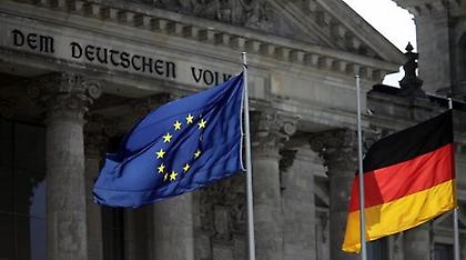 Δημοσκόπηση: Οκτώ στους δέκα Γερμανούς είναι υπέρ της ΕΕ