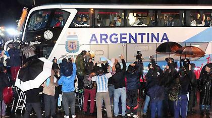 «Μέσι, μη φύγεις» και χειροκροτήματα στην επιστροφή της Αργεντινής (video)