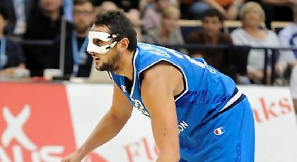 Προλαβαίνει τα κρίσιμα ο Μπελινέλι