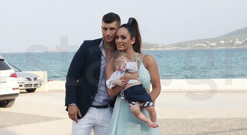 Βάπτισαν το γιο τους Μάντη Περσάκη - Αλέξανδρος Νικολαΐδης (pics)