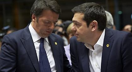 Τη δυνατότητα διαμόρφωσης νότιου άξονα συζήτησαν Τσίπρας και Ρέντσι