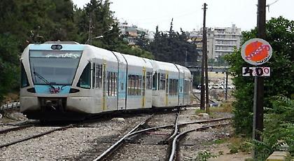 Συνεχίζονται οι στάσεις εργασίας σε τρένα και προαστιακό