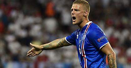 Ισλανδός αμυντικός «γυάλισε» στις Τότεναμ και Λέστερ