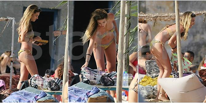 Αθηνά Οικονομάκου: Στην παραλία ΤΟ ΚΟΡΜΙ