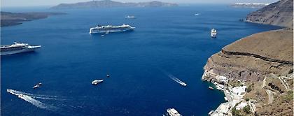 Η Σαντορίνη καλύτερος προορισμός στον κόσμο για γαμήλιο ταξίδι