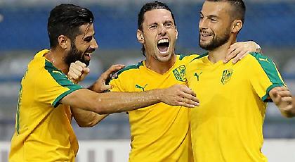 Καθάρισαν από το πρώτο ματς Ομόνοια και ΑΕΚ Λάρνακας