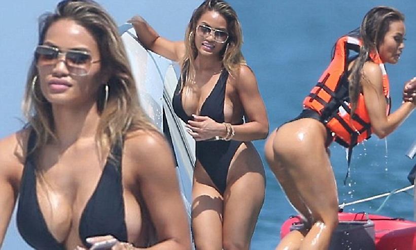 Η Ντάφνι Τζόι προσφέρει χαρά στους άνδρες (pics)