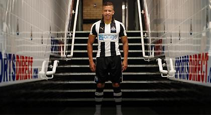 Ανακοίνωσε Γκέιλ και παρουσίασε φανέλα η Νιούκαστλ