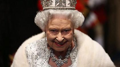 Εκπομπή του BBC κορόιδεψε τη σεξουαλική ζωή της βασίλισσας και... βρήκε τον μπελά της