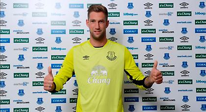 Στην Έβερτον ο Στεκέλενμπουργκ