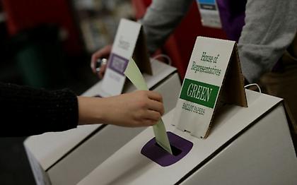 Στις κάλπες οι Αυστραλοί