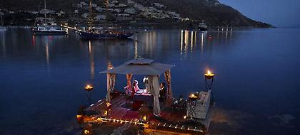 Κι όμως υπάρχει στην Ελλάδα: Πριβέ εστιατόριο μόνο για δύο (pics)