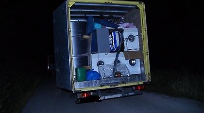 Φωτογραφίες: Σταμάτησαν δύο φορτηγά γεμάτα κλοπιμαία λίγο πριν περάσουν στην Αλβανία