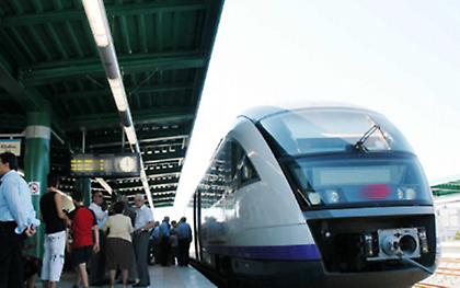 Ματαιώσεις δρομολογίων σε τρένα και προαστιακό