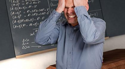 Οι δάσκαλοι «κολλάνε» στρες και βαρεμάρα στους μαθητές τους