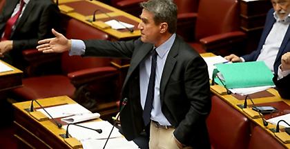 Λοβέρδος προς Παππά: Θα υπάρξουν αλλαγές στις τηλεοπτικές άδειες;