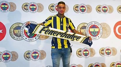 Πήρε Φαν ντερ Βιλ η Φενέρμπαχτσε