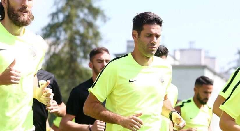 Έφυγε από την προετοιμασία της ΑΕΚ ο Άρθο - Έχει πρόταση