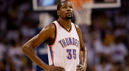 Το μήνυμα μίσους οπαδού των Θάντερ έξω από το σπίτι του Ντουράντ (video)