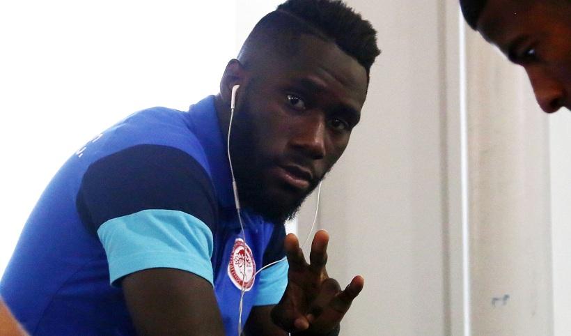 Δεν «πέφτει» για Μαζουακού ο Ολυμπιακός