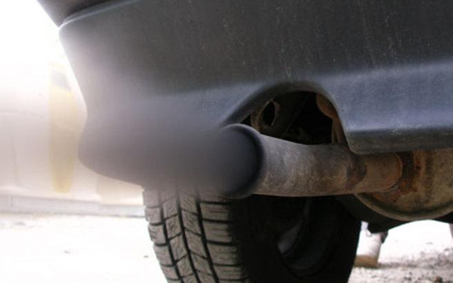 Μέτρα εναντίον της κυκλοφορίας των παλαιών και ρυπογόνων αυτοκινήτων