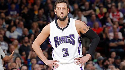 Στους Χόρνετς ο Μπελινέλι