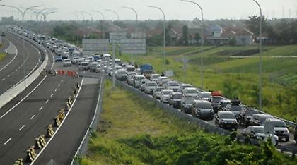 Ινδονησία: Δεκαπέντε άνθρωποι πέθαναν λόγω... κίνησης σε διασταύρωση